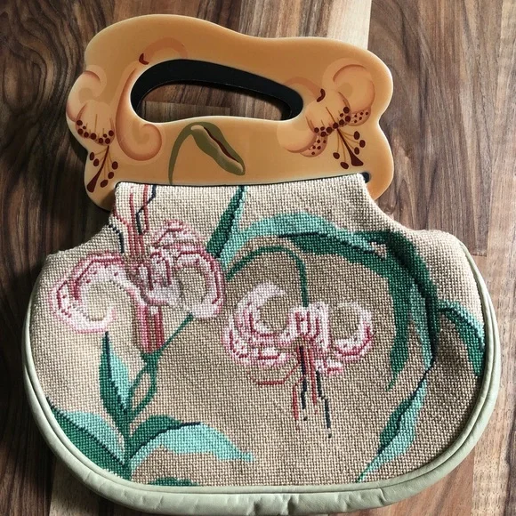‼️SOLD 1980’s Patricia Smith Moon Bag Needlepoint Hand Painted Lacquer Floral - Picture 1 of 10